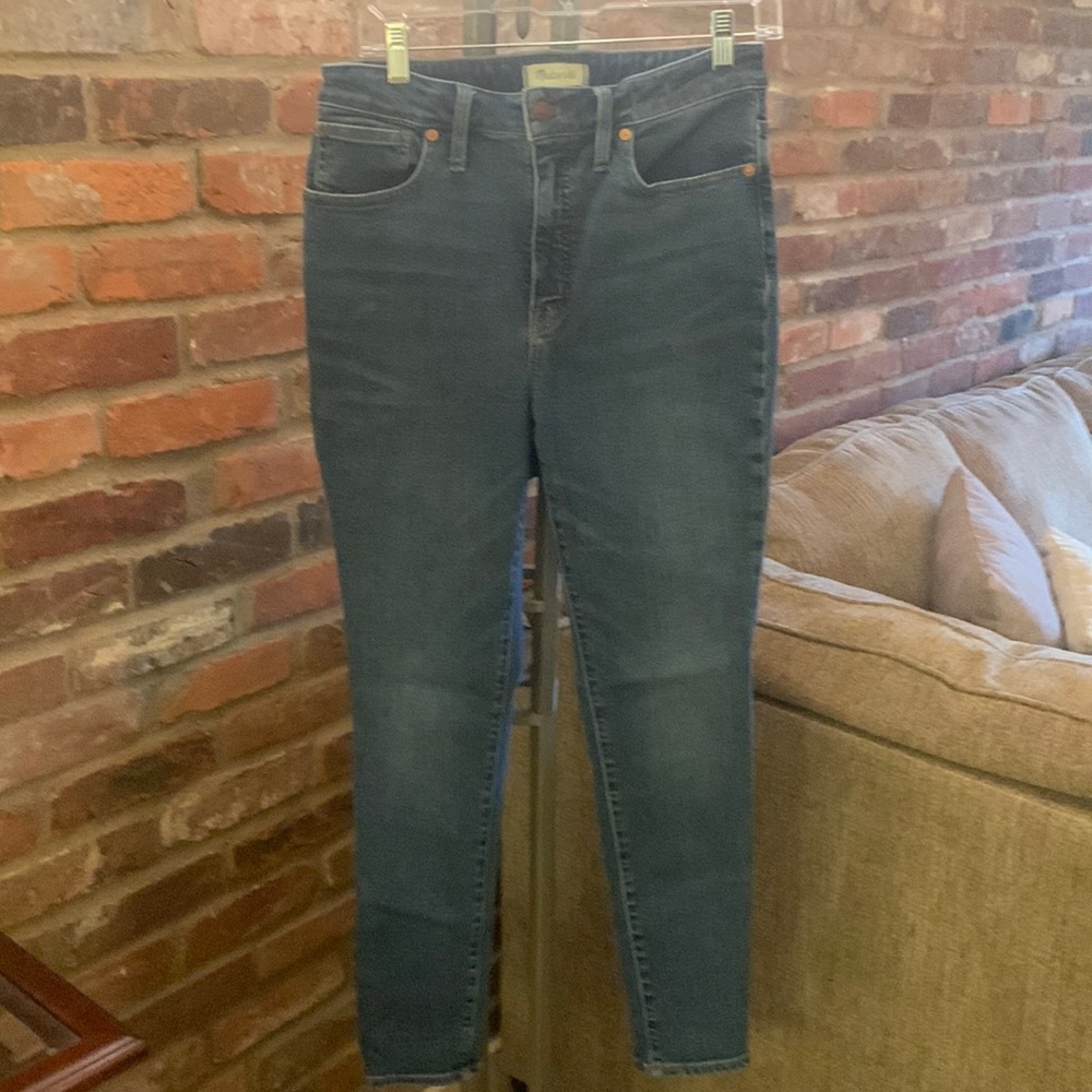 Madewell women’s curvy high- rise skinny jeans